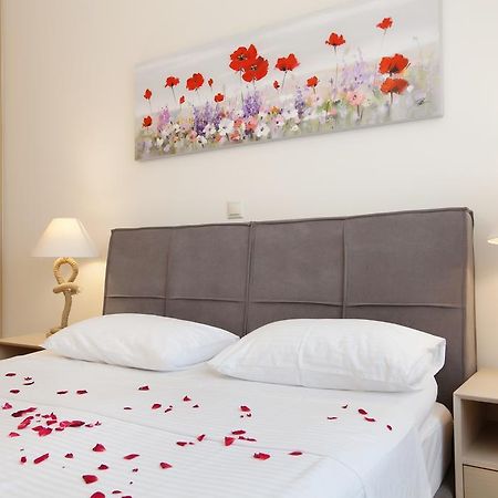 Petra Thea Apartment Kalamata Exteriör bild