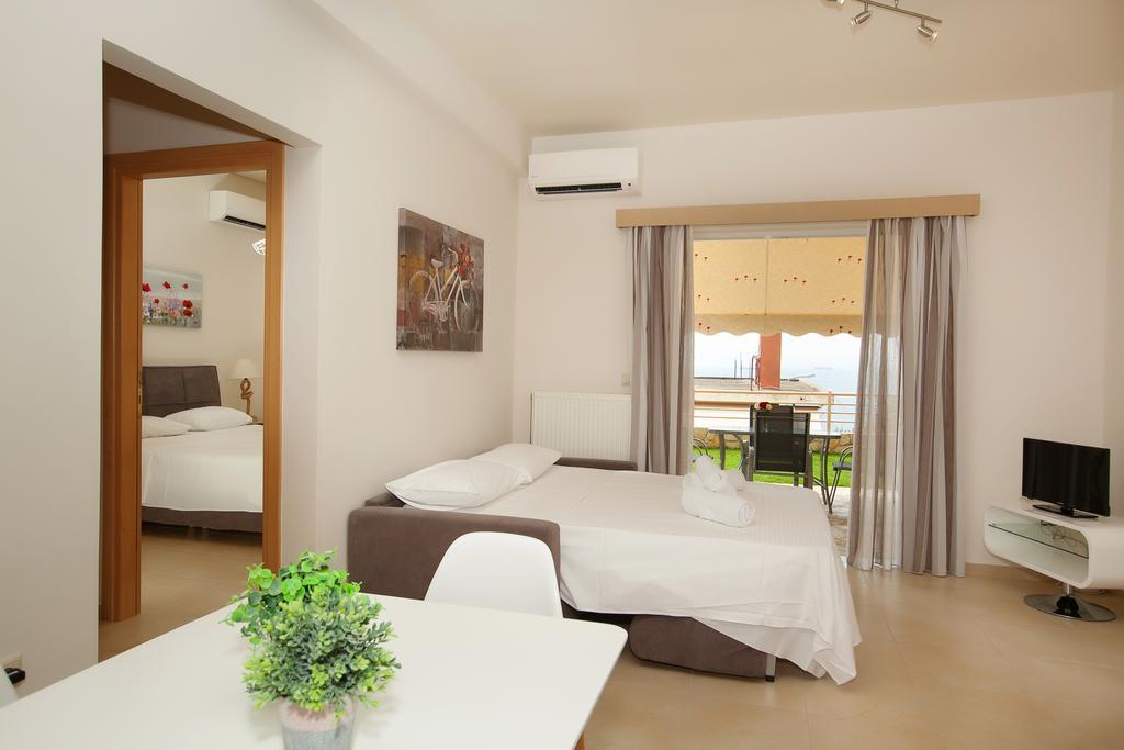 Petra Thea Apartment Kalamata Exteriör bild