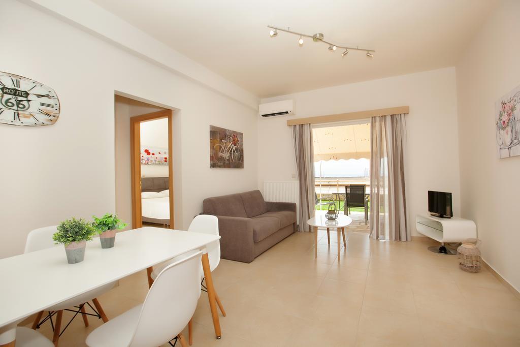 Petra Thea Apartment Kalamata Exteriör bild