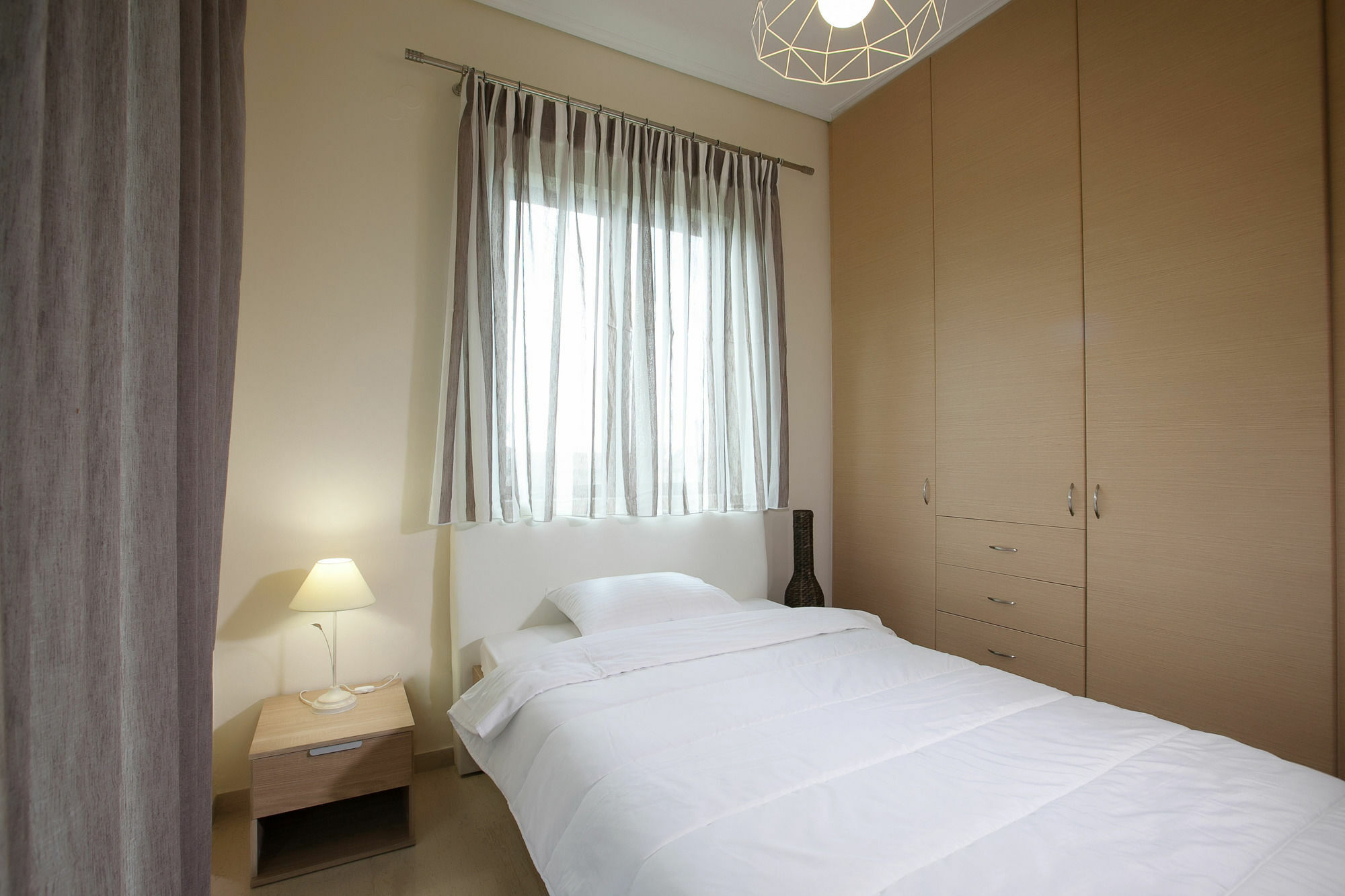 Petra Thea Apartment Kalamata Exteriör bild